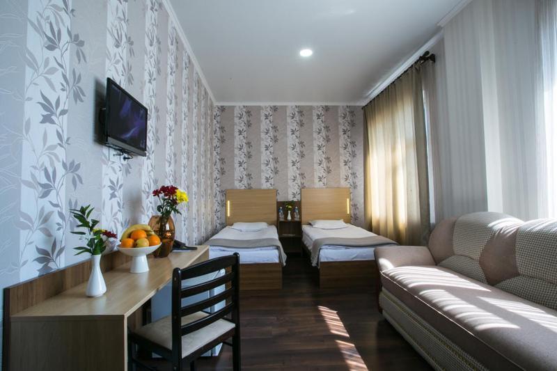 Shah Palace Hotel Bischkek Zimmer foto